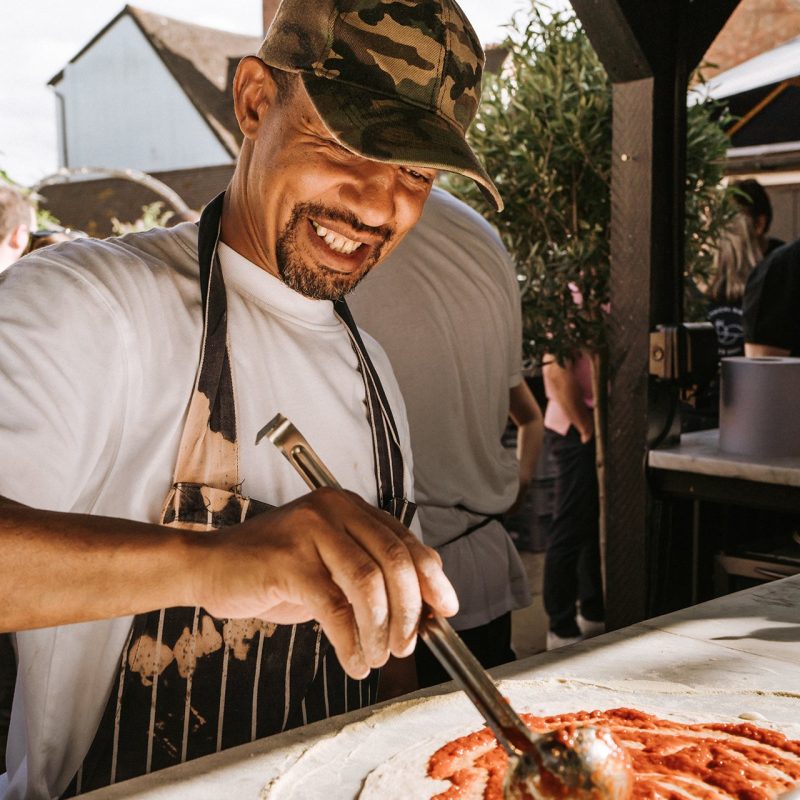 Lussmanns Woburn pizza making