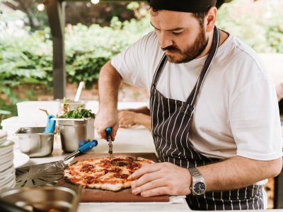 Lussmanns Woburn pizza chef